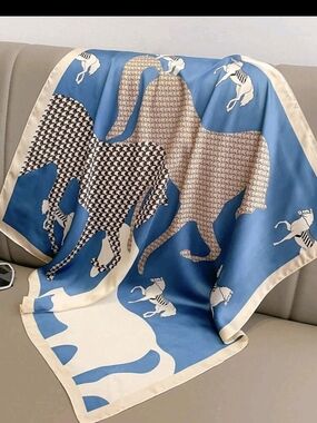 Horse Beautiful Scarf/ Purse Scarf NEW